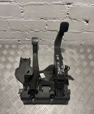 Citroen Jumper Pedal assembly 01367549080