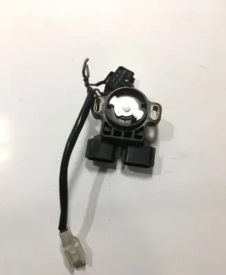 Nissan Terrano Accelerator throttle pedal A22665 A22665W00 D2MV012C3A62