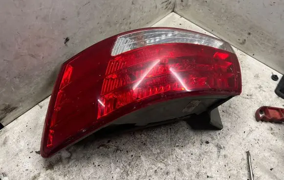 Rear/tail lights