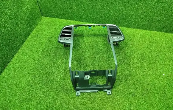 Renault Koleos II Panel trim 682601595R VR1621LFD0000