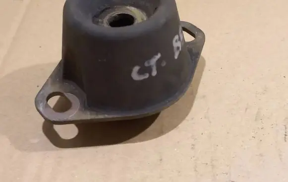 Citroen Berlingo Engine mount bracket 96230491