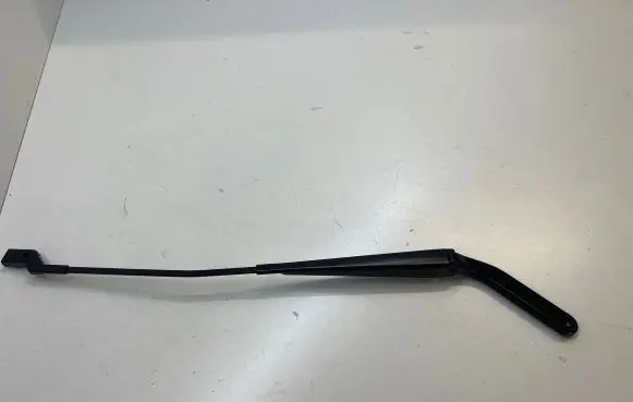 BMW X6 E71 Front wiper blade arm 178536 1212 E9L2A