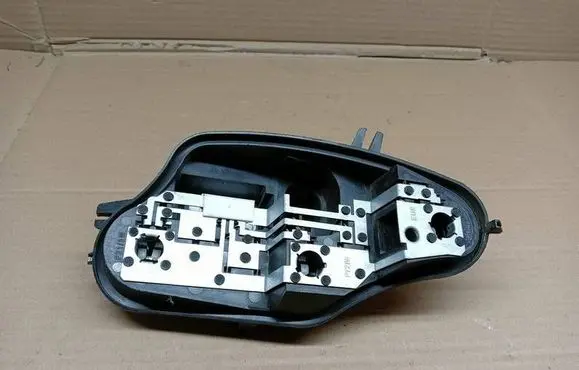 Citroen C3 Tail light bulb cover holder 