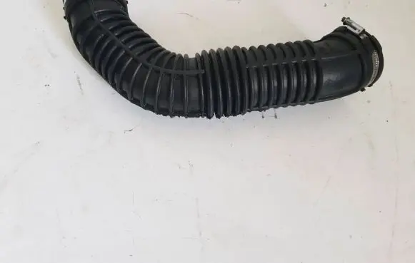 Opel Movano B Air intake duct part