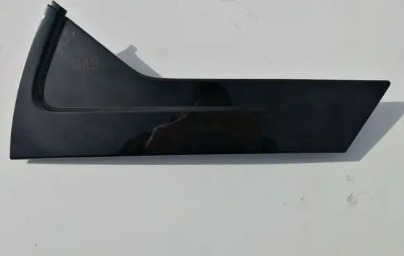 Renault Captur Rear door trim (molding) 822351661R
