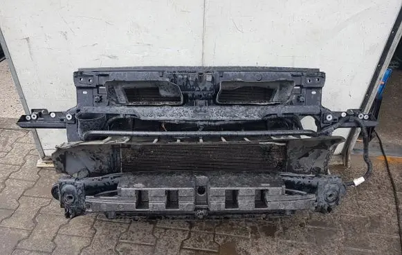 Volkswagen Touareg II Radiator set 