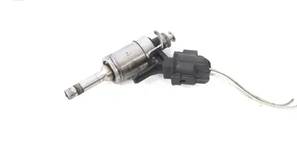 BMW 1 F20 F21 Fuel injector 7591623