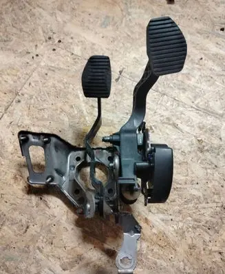 Citroen C4 Grand Picasso Pedal assembly 84PGXW1261612
