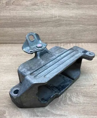 Mercedes-Benz A W177 Gearbox mount A2472400017