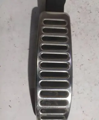 Volkswagen Touareg II Accelerator throttle pedal 7L0723507D