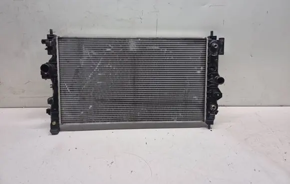 Opel Astra J Coolant radiator 13311079