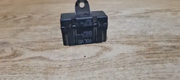 Volvo V70 Seat heating relay 30710791