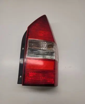 Mitsubishi Space Wagon Rear/tail lights 22087262