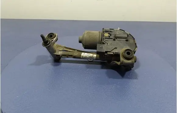 Seat Toledo III (5P) Front wiper linkage and motor 5P0955023E