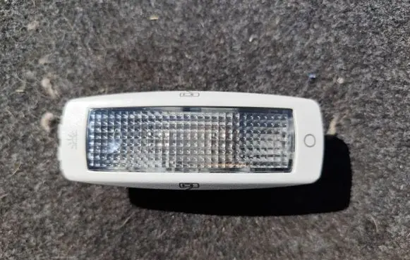 Volkswagen PASSAT B5.5 Other interior light 3B0947291 3042025105