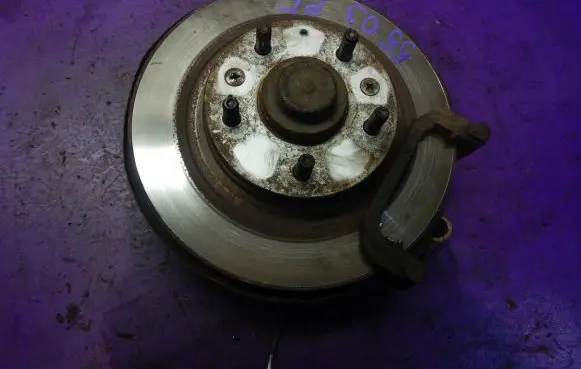 Mazda 6 Rear wheel hub spindle/knuckle 
