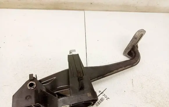 Mercedes-Benz GLA W156 X156 Brake pedal A2462900119 A2462900600