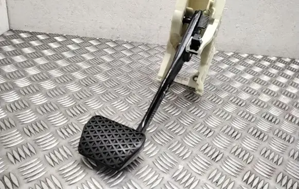 Brake pedal