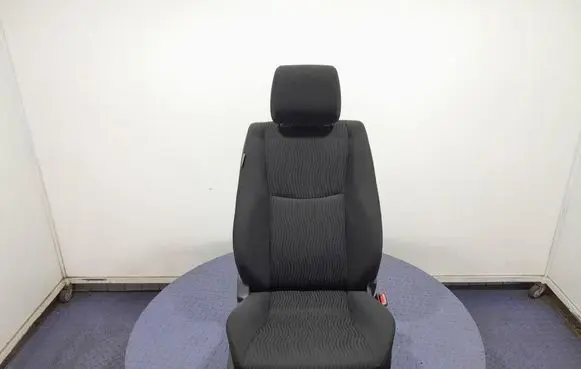 Suzuki Swift II Front passenger seat