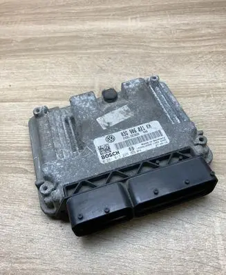 Volkswagen Golf V Engine control unit/module ECU 03G906021KH 0281013226