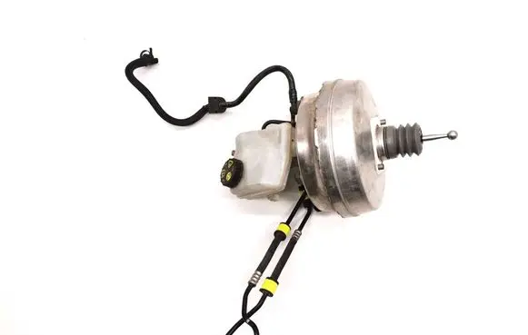 Volvo V60 Brake booster 32130197
