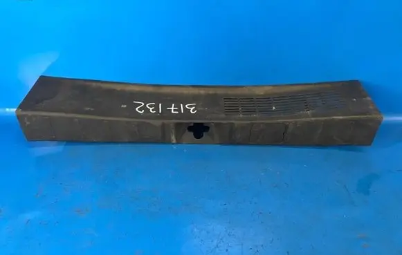 Mitsubishi Outlander Trunk/boot side trim panel 7240A135