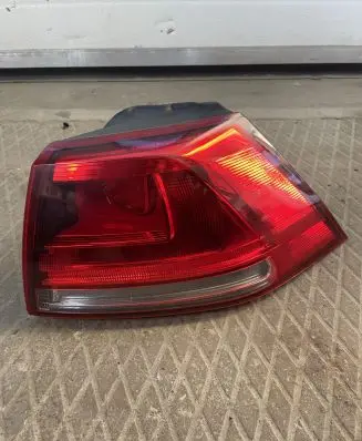 Volkswagen Golf VII Rear/tail lights 5G0945096F 90017906