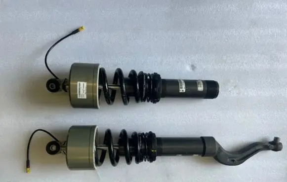 Porsche 918 Front shock absorber/damper