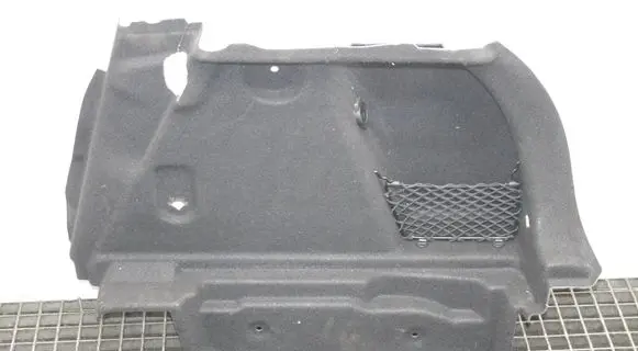 BMW 1 F40 Trunk/boot side trim panel 7477012