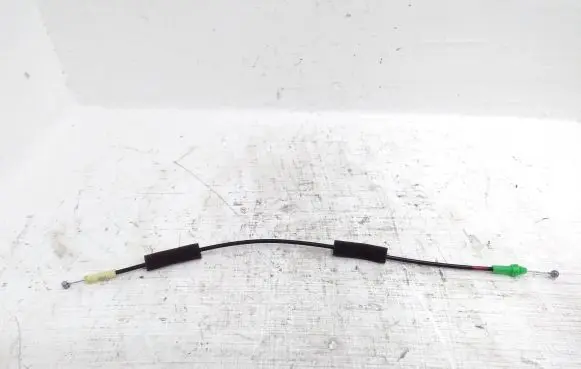 Lexus CT 200H Rear door cable line 