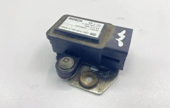 Alfa Romeo 156 ESP acceleration yaw rate sensor 0265005277 46831064