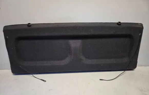 Parcel shelf