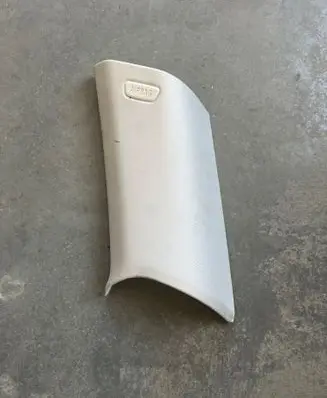 BMW 5 G30 G31 (A) pillar trim 1786724r 11122020 P3824
