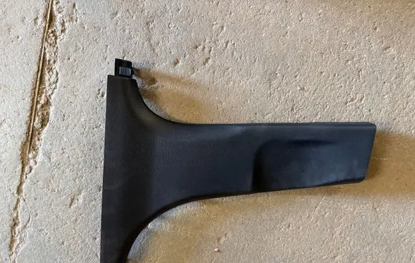 Hyundai i30 Other sill/pillar trim element 85835G4000