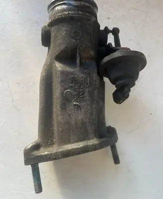 Audi A6 S6 C5 4B Throttle valve 4B0145950