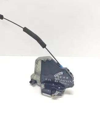 Lexus IS 220D-250-350 Front door lock 6C0214