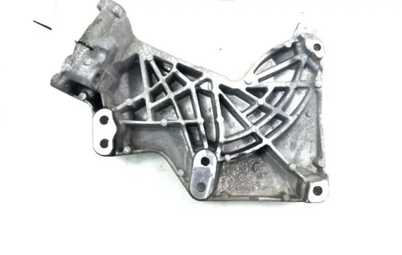 Mercedes-Benz Vito Viano W447 other engine part A6222230001