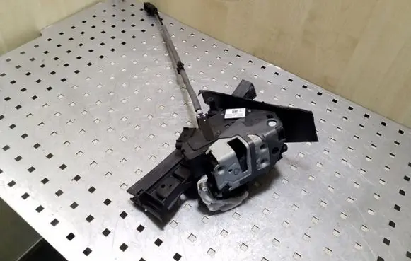 Ford Focus Rear door lock BM5AA26412 BM5AA26412BB