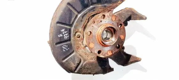 Skoda Octavia Mk2 (1Z) Front wheel hub 