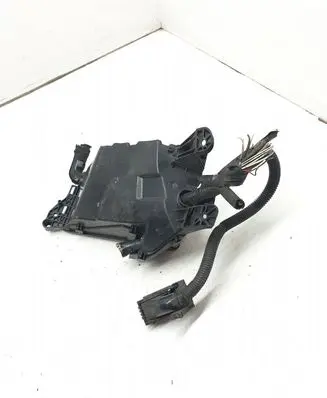 Lexus IS 220D-250-350 Fuse module 8921153020