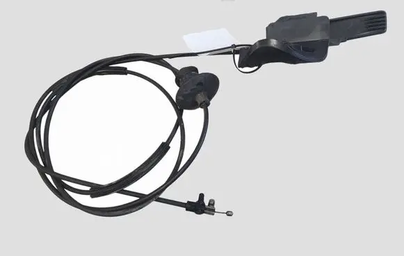 Peugeot 308 Engine bonnet (hood) release handle