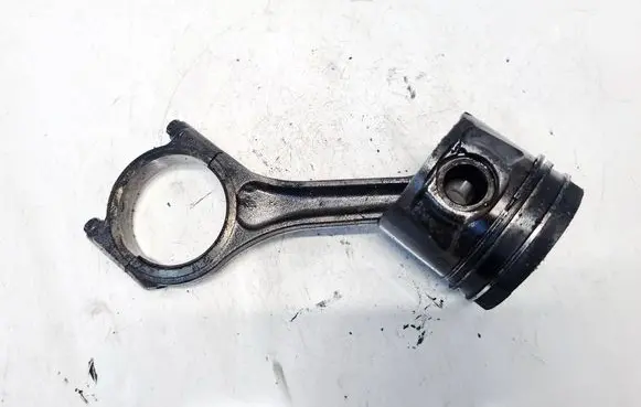 Piston with connecting rod