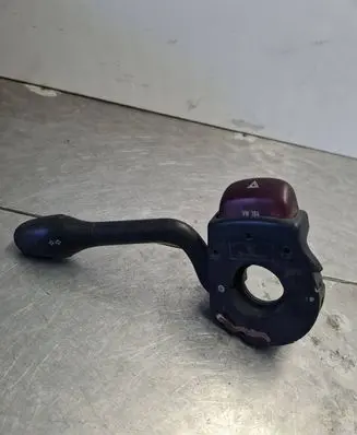 Volkswagen Golf III Indicator stalk QC88S97
