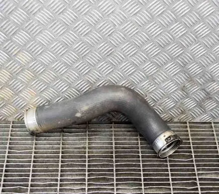 BMW 5 F10 F11 Intercooler hose/pipe 7810615