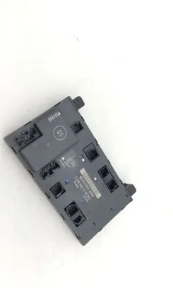 Mercedes-Benz CLK A209 C209 Door control unit/module 2098201226 A2098201226