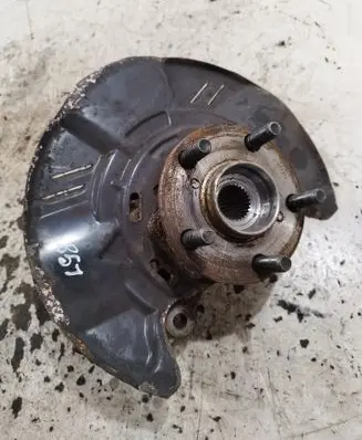 Subaru Impreza III Front wheel hub spindle knuckle