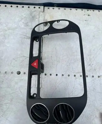 Volkswagen Golf Plus Other interior part 5M0858071