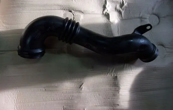 Jaguar XF X250 Intake resonator 