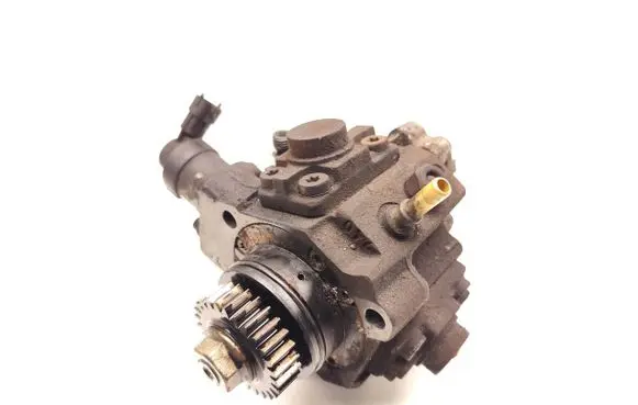 Renault Trafic II (X83) Fuel injection high pressure pump 8200950493 0445010205