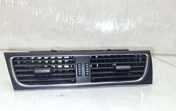 Audi A4 S4 B8 8K Dash center air vent grill 8T1820951C